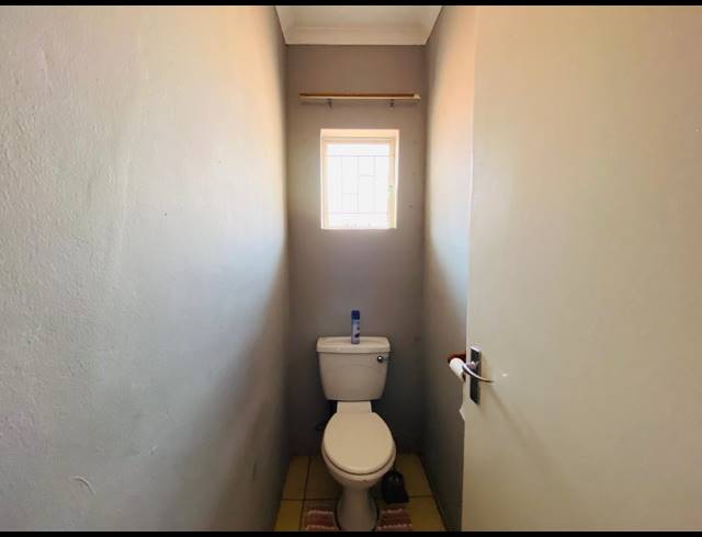 2 BEDROOM TOWNHOUSE FOR SALE IN ANNADALE
